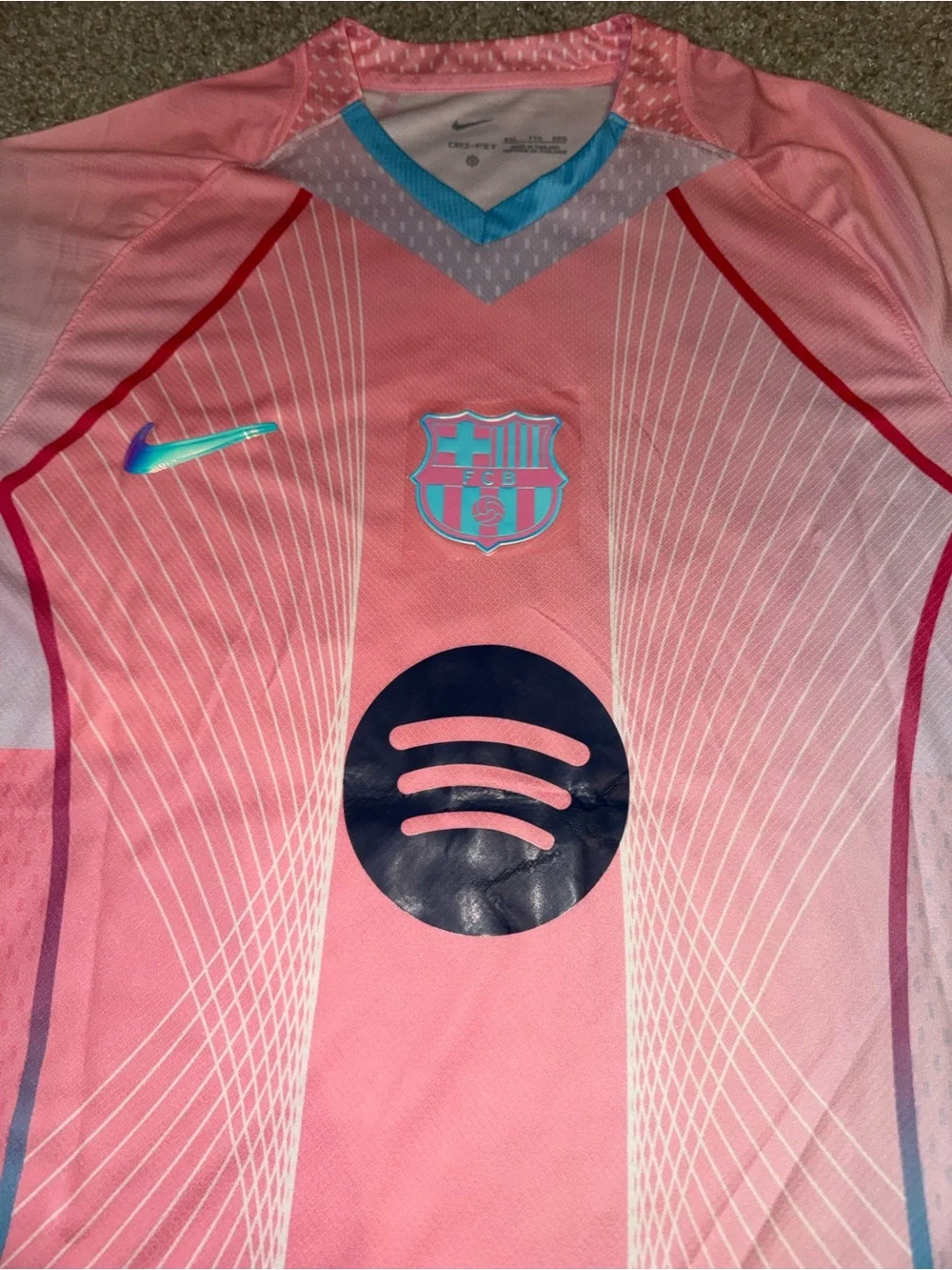 Nike FC Barcelona 2025/2026 Lamine Yamal #10 Special Edition Men’s Soccer Jersey - Picture 9 of 9